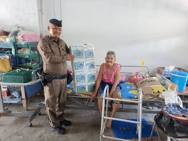 ตรวจเยี่ยมปชช.(Stop&Walk Talk)